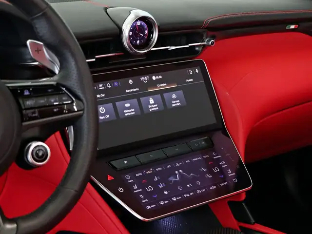 Maserati Granturismo view 9
