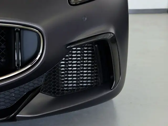 Maserati Granturismo view 5
