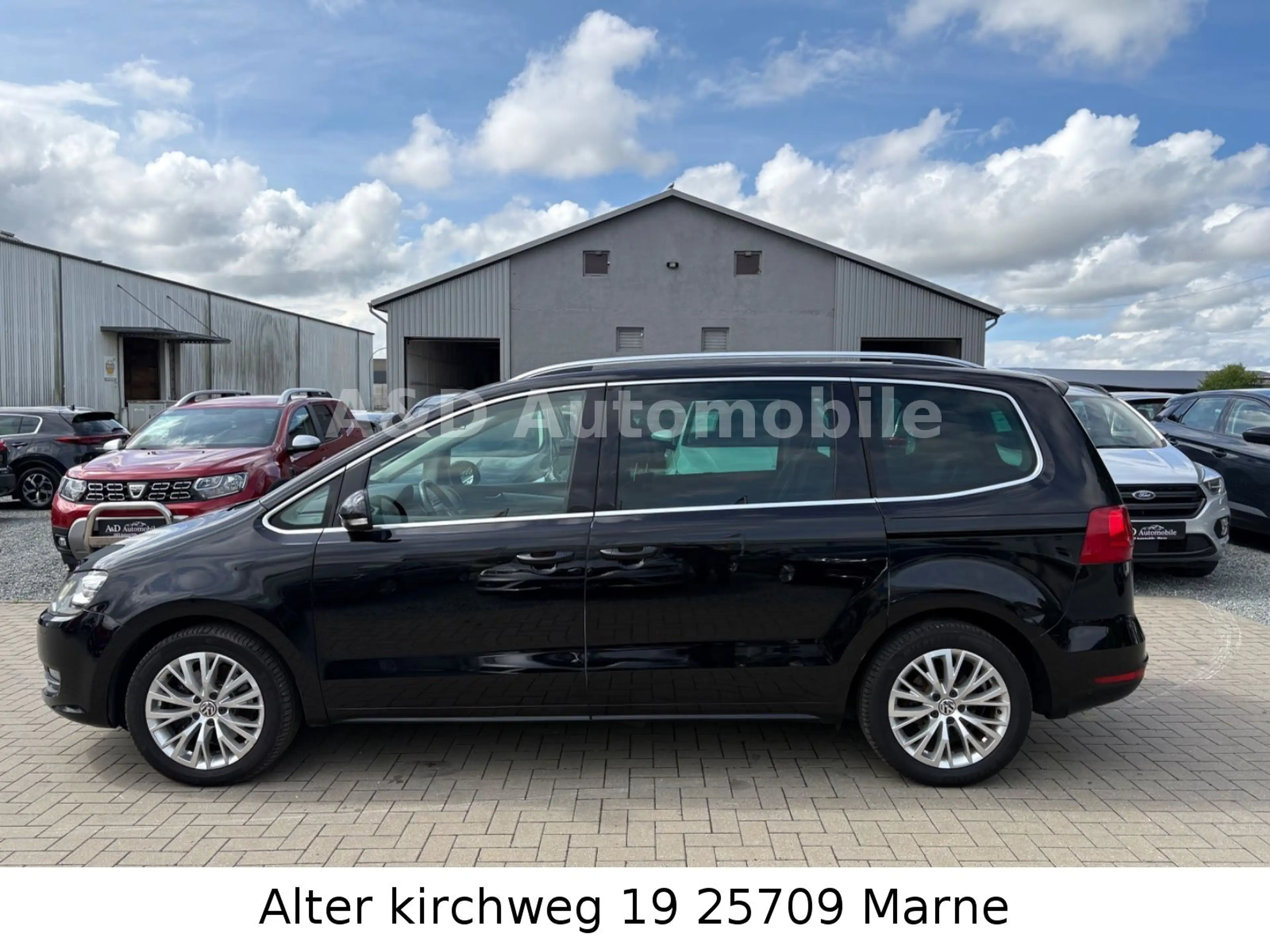 Volkswagen Sharan Highline BMT.PANO.SHZ.AHK.PDC.BT.TÜV NEU — photo 8