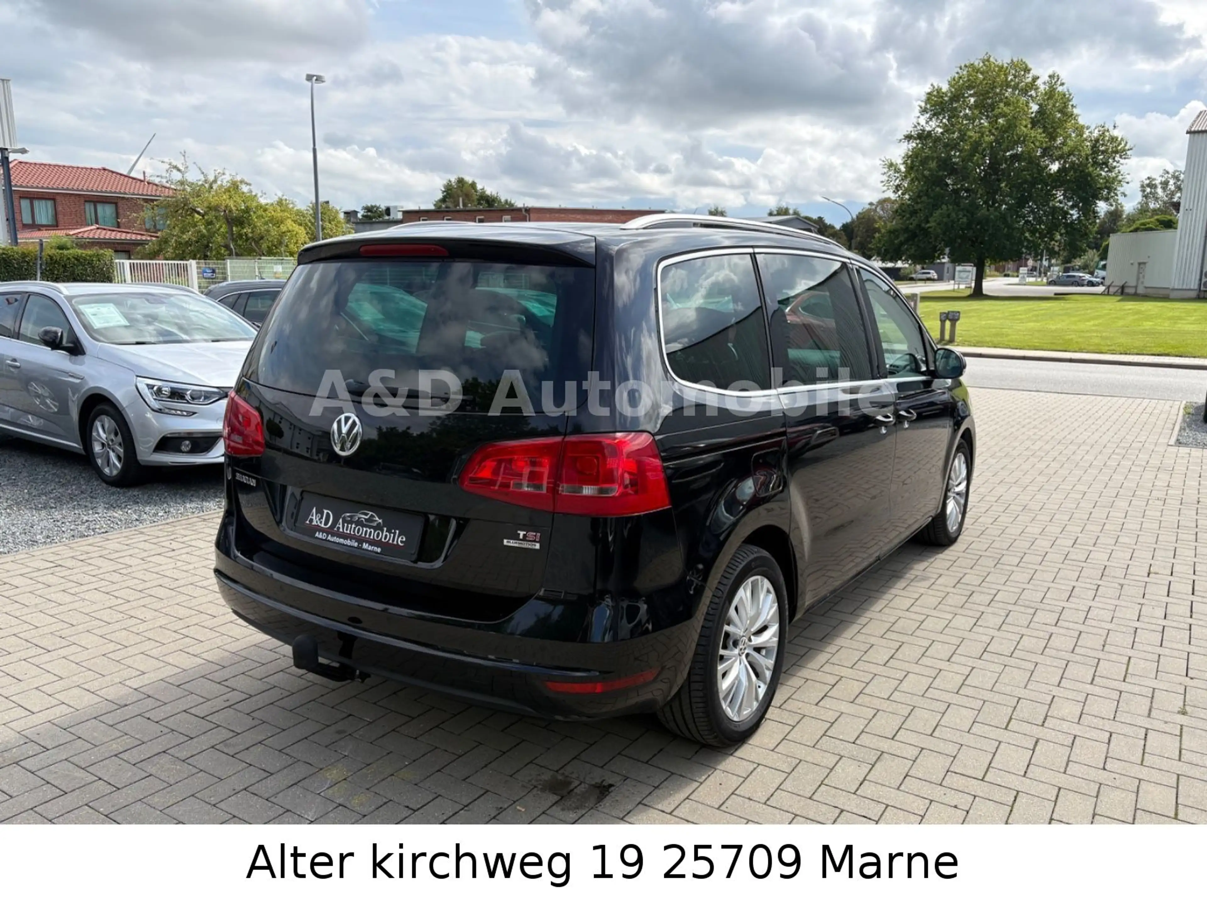 Volkswagen Sharan Highline BMT.PANO.SHZ.AHK.PDC.BT.TÜV NEU — photo 5