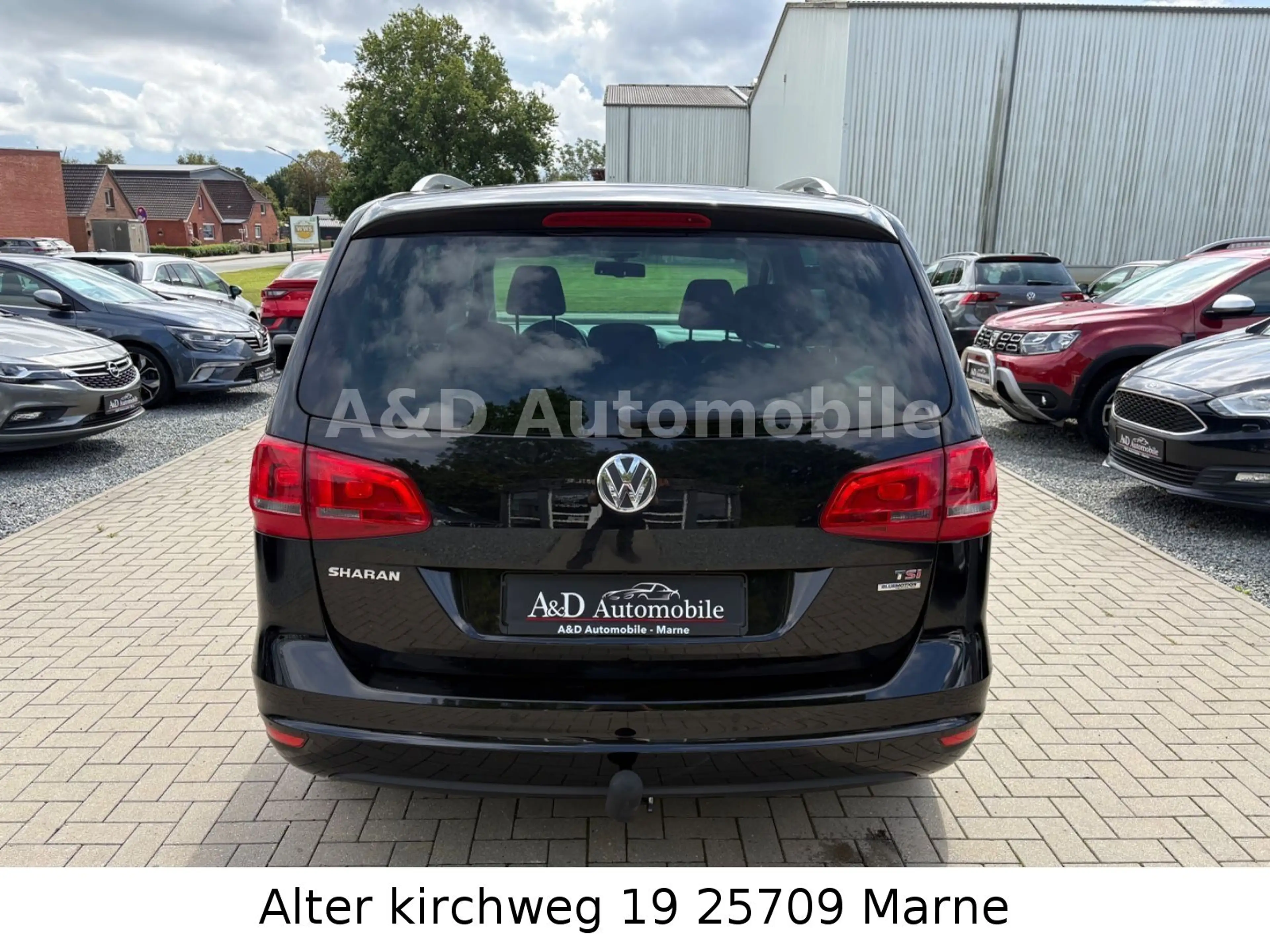 Volkswagen Sharan Highline BMT.PANO.SHZ.AHK.PDC.BT.TÜV NEU — photo 6