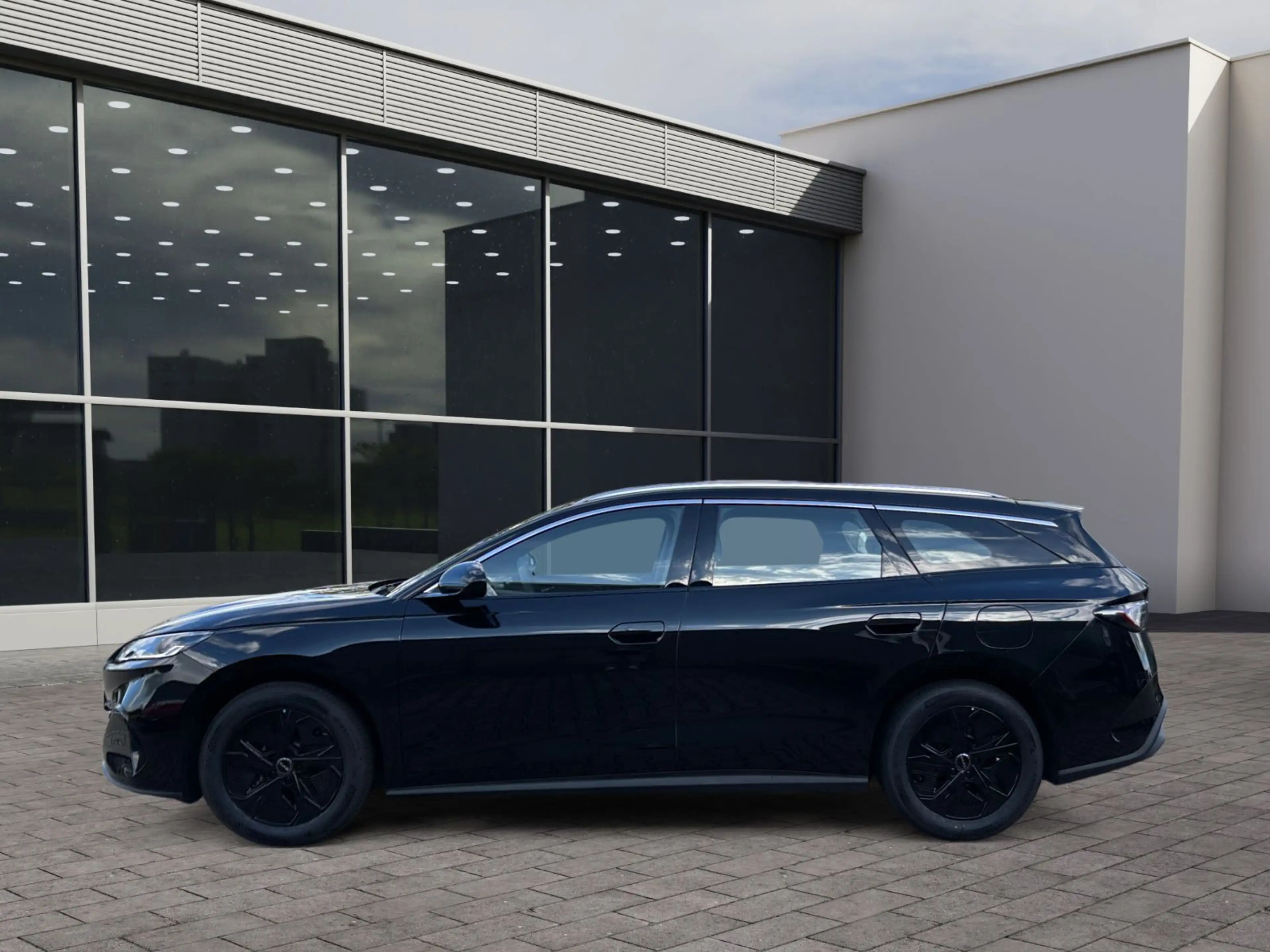 BYD Seal 6 Seal 6 Touring 1.5 PHEV DM-i Boost — photo 4