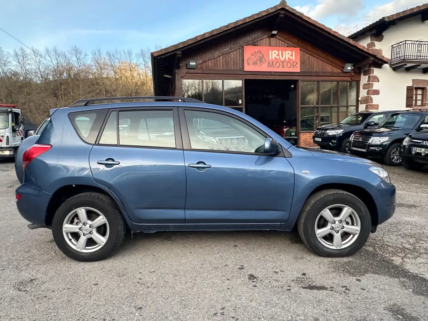 Toyota RAV 4 2.0 Sol Blau - 1