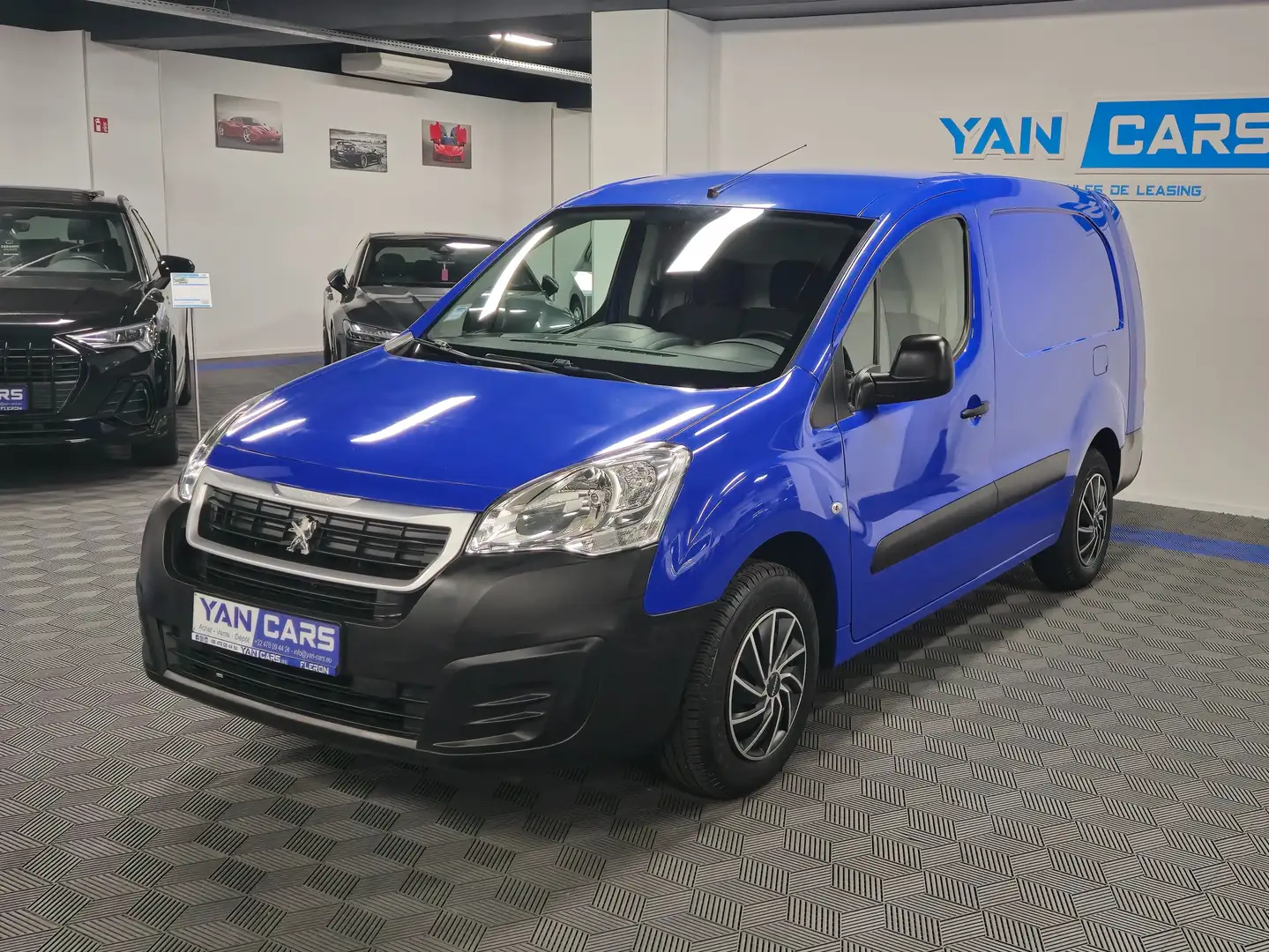 Peugeot Partner Electric L2H1 Premium * TOP ETAT * ETAGERE * Bleu - 2