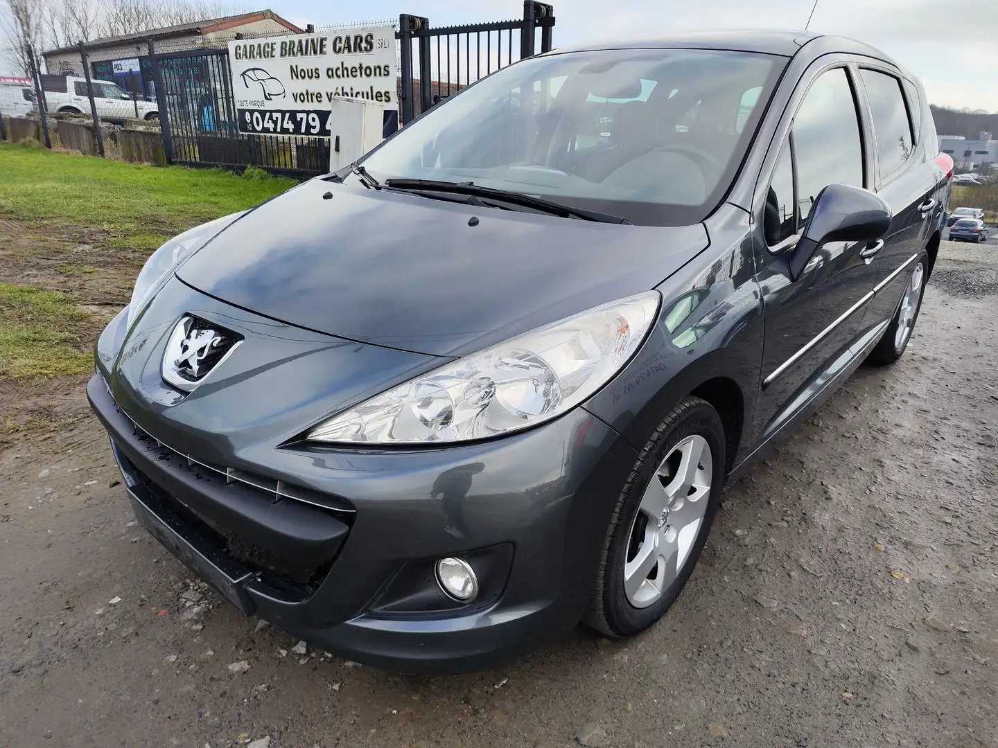 Peugeot 207 SW 1.6 HDi Allure FAP Grijs - 1