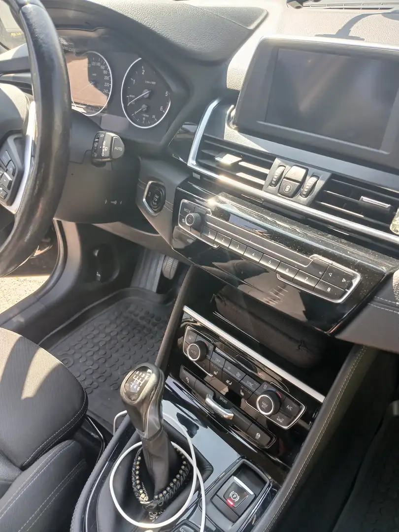 BMW 218 2er Gran Tourer Diesel 218d Gran Tourer Aut. Sport Schwarz - 2