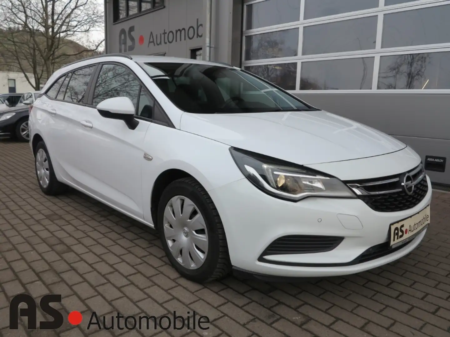 Opel Astra K ST Business 1.6 CDTI 2.Hd*Navi*SHZ*Kamera White - 1