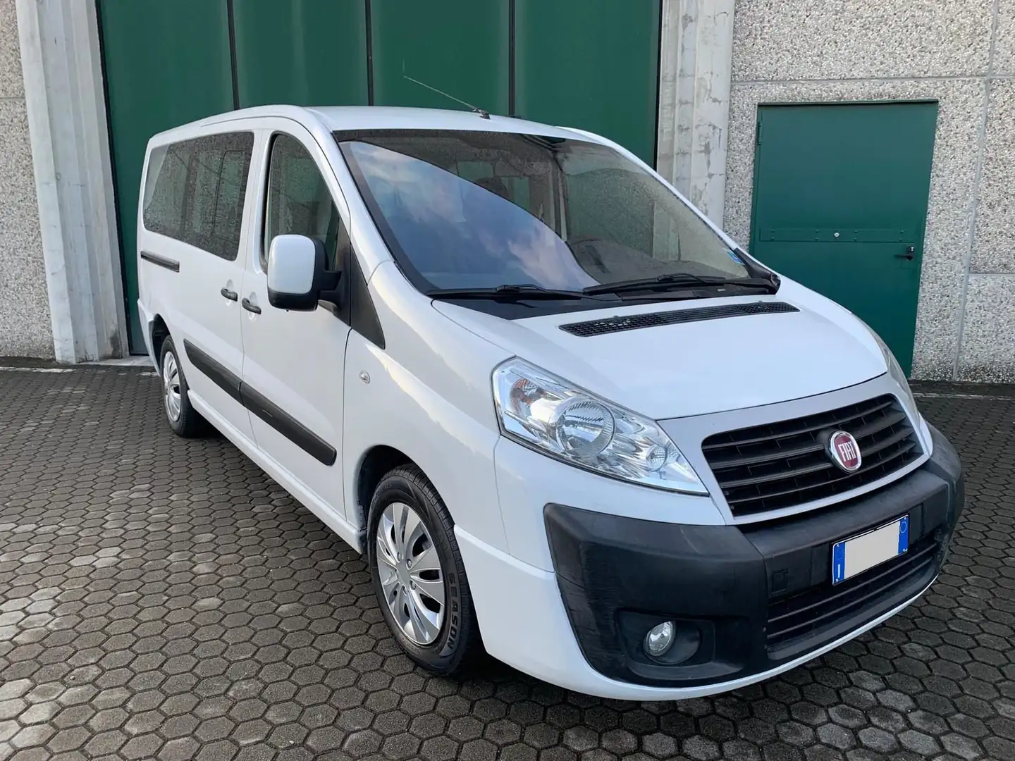 Fiat Scudo L2 Panorama 8 posti Biały - 2