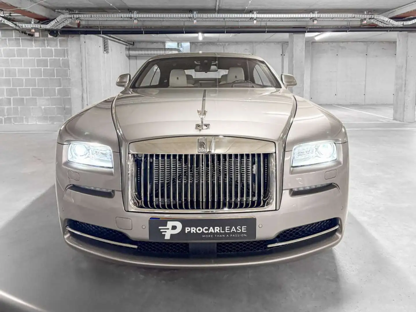 Rolls-Royce Wraith 6.6 V12 / ACHAT-VENTE-REPRISE/EXCLUSIVE Grau - 2