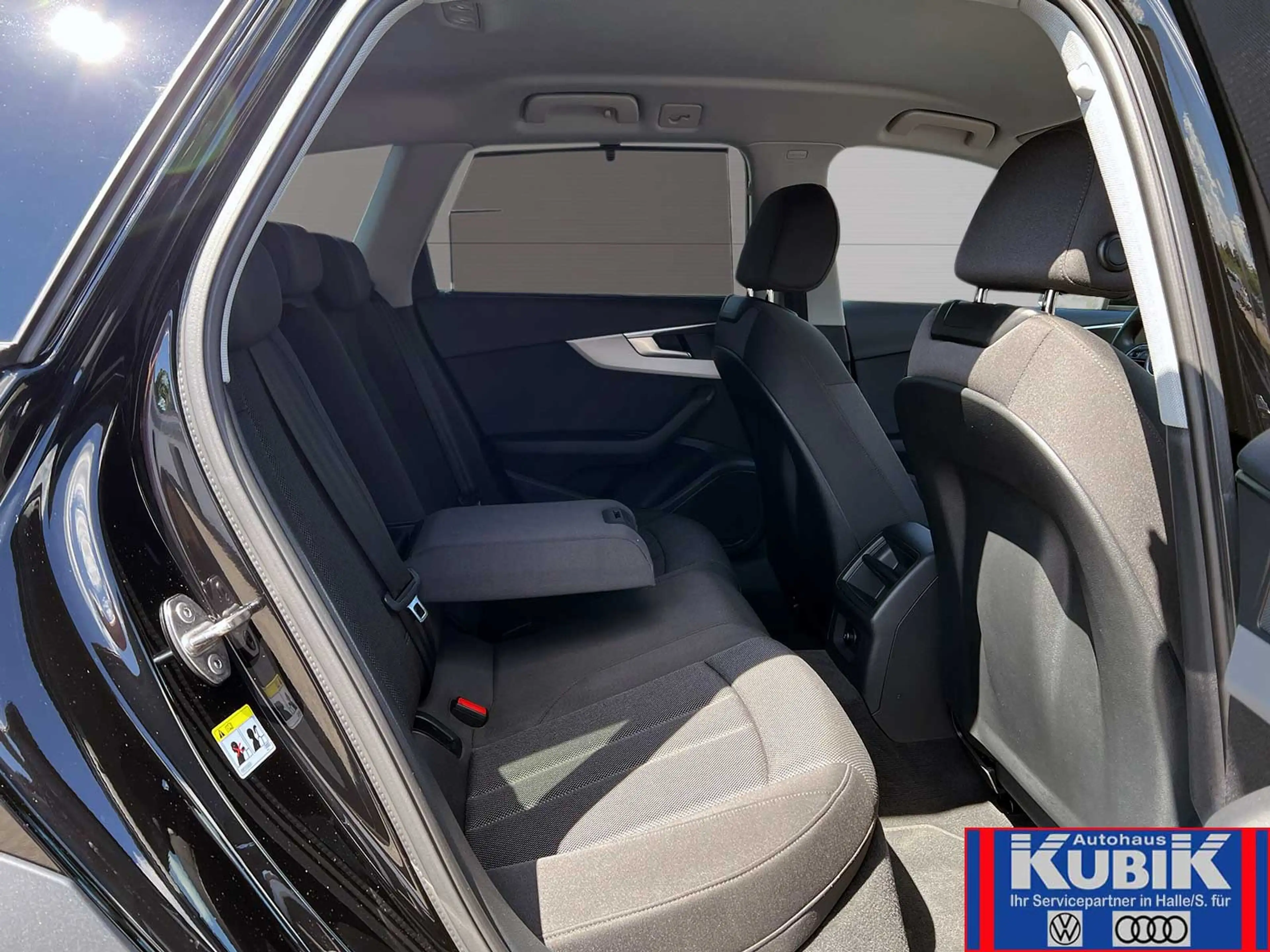 Audi A4 allroad quattro 45 eTFSI MildHybrid S tronic+Kamera+Navi+ — photo 15