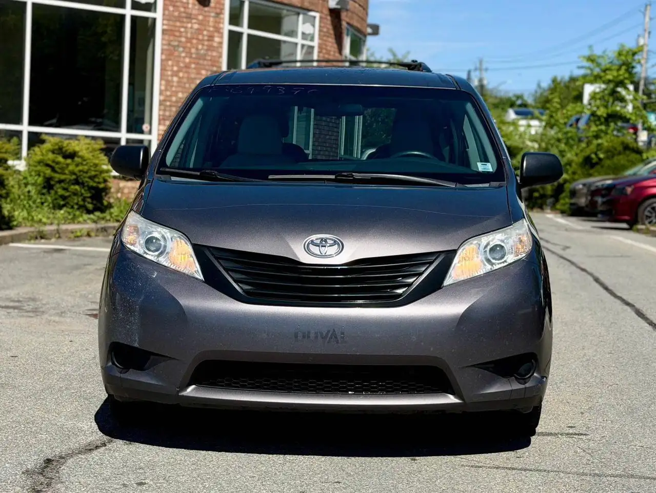 Toyota Sienna photo Toyota Sienna