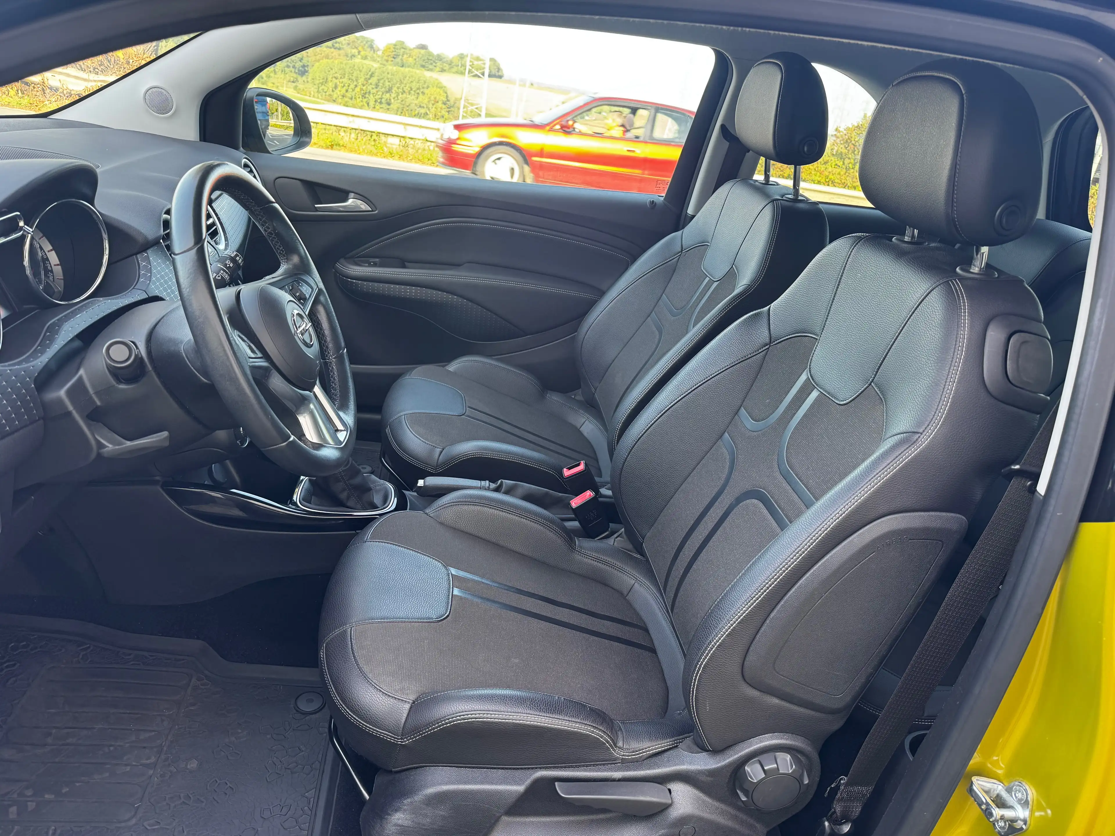 Opel Adam Adam Rocks 1.4i  garantie 1 an euro 6 — photo 8