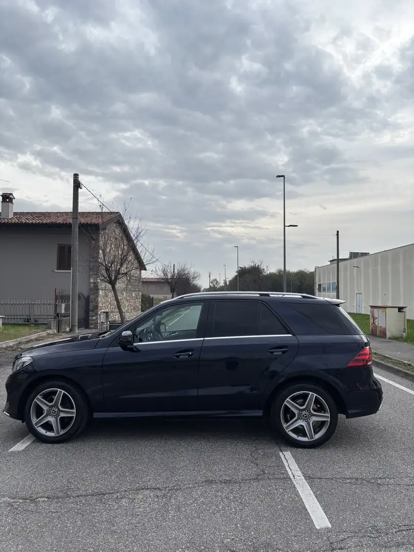 Mercedes-Benz GLE 250 d 9G-TRONIC AMG Line - 2