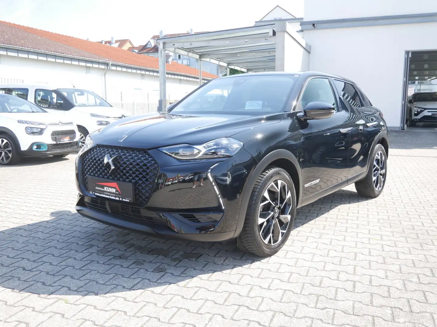 DS Automobiles DS 3 Crossback PureTech 130 Louvre MATRIX-LED Чорний - 1