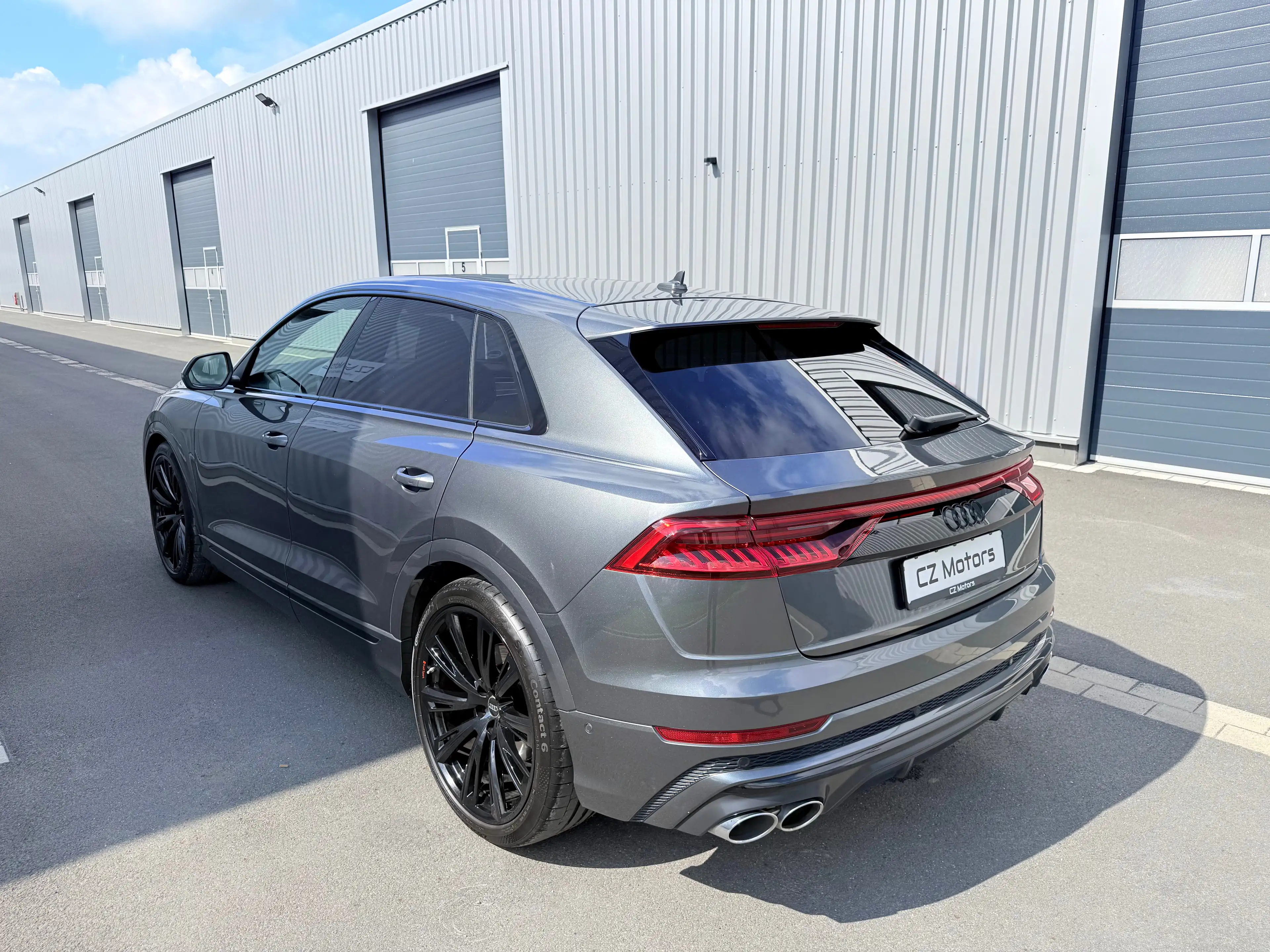 Audi SQ8 SQ8 4.0 TFSI quattro Matrix Panorama 23 Zoll — photo 4