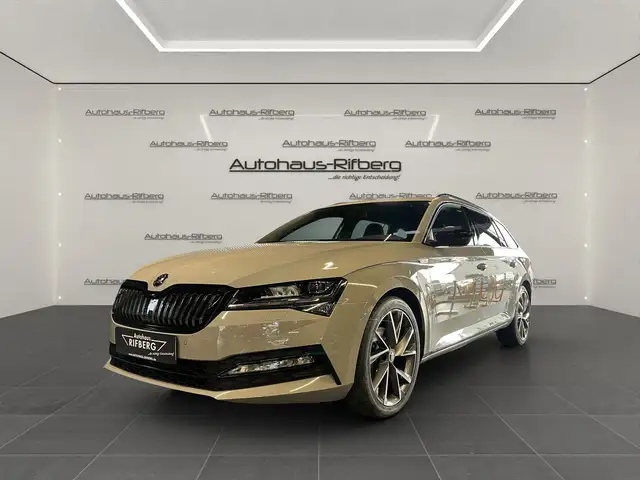 Skoda Superb 1,4 TSI Sportline iV DSG ACC/VirtualCockp