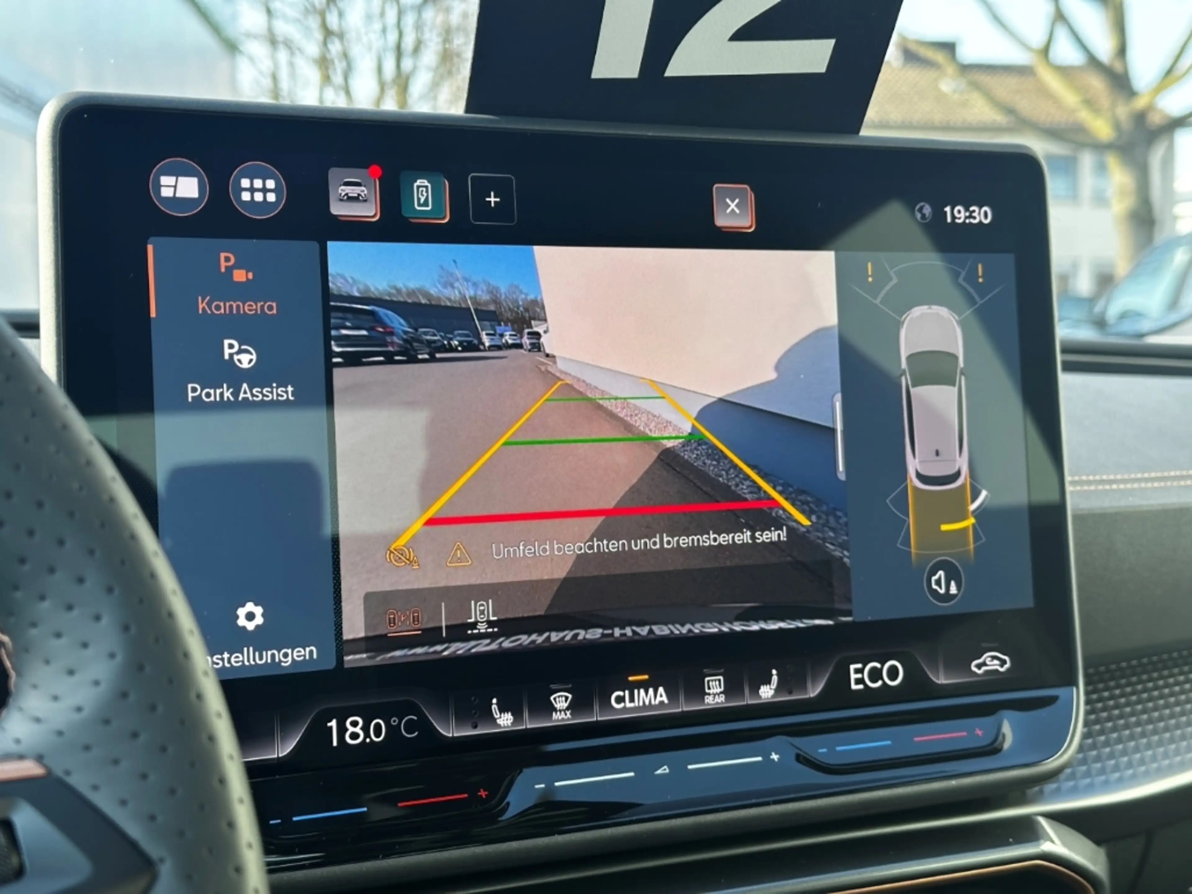 CUPRA Leon 1.5 e-Hybrid DSG VZ Black Edition DCC ACC Pano Mat — photo 13