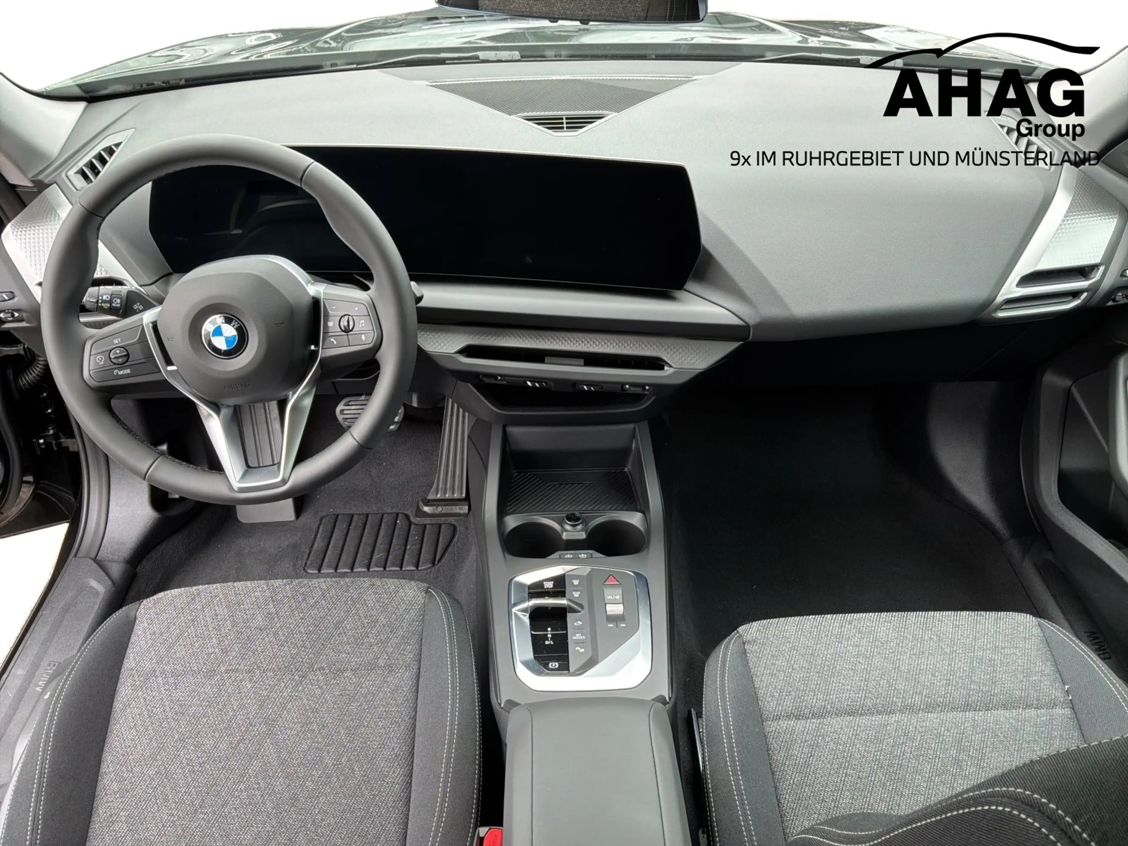 BMW 216 Gran Coupé — photo 9