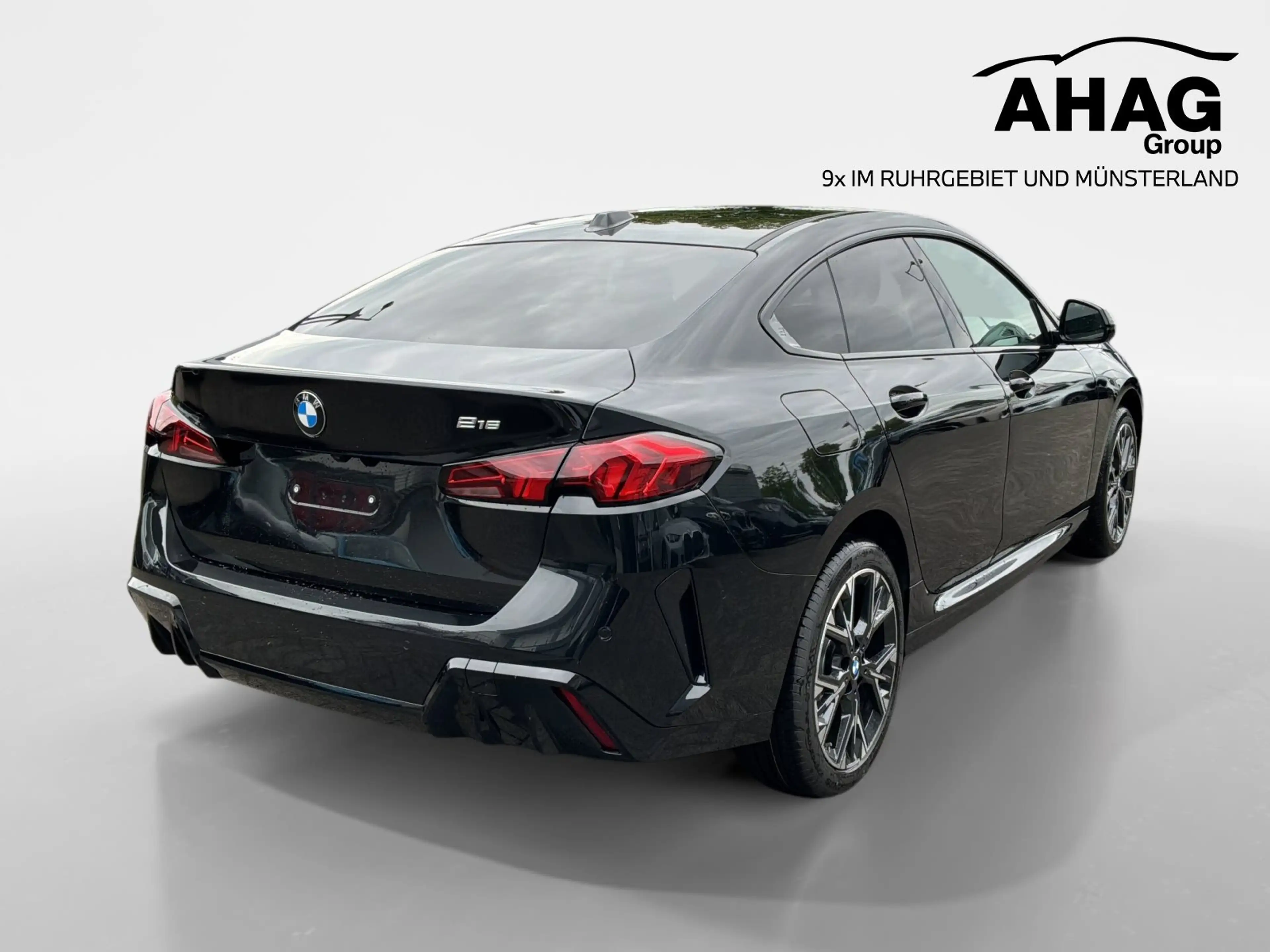 BMW 216 Gran Coupé — photo 4