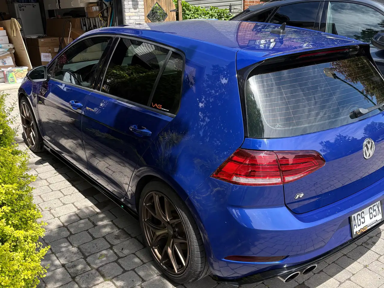 Volkswagen Golf R снимка Volkswagen Golf R