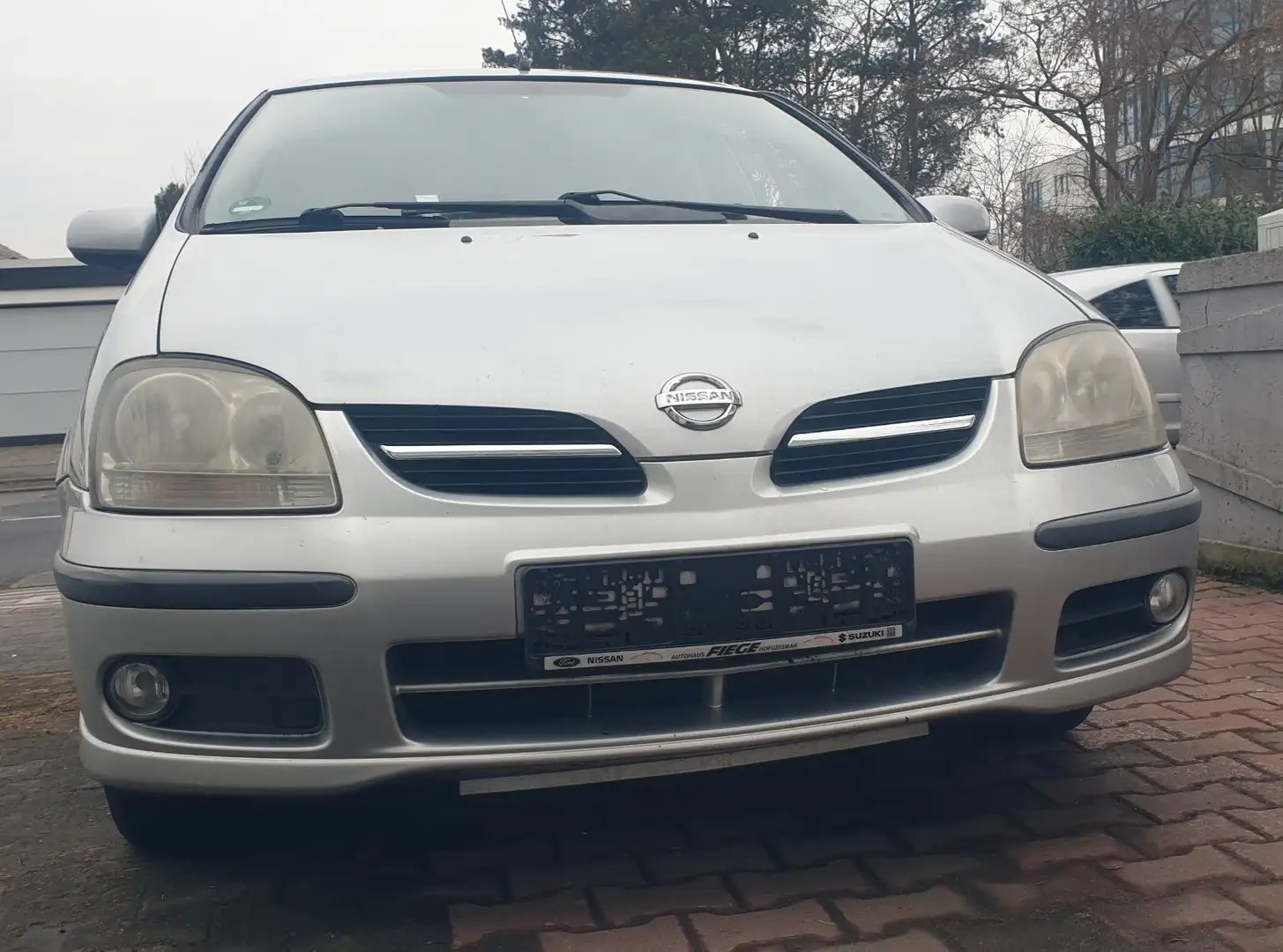 Nissan Almera Tino Acenta plus Zilver - 2