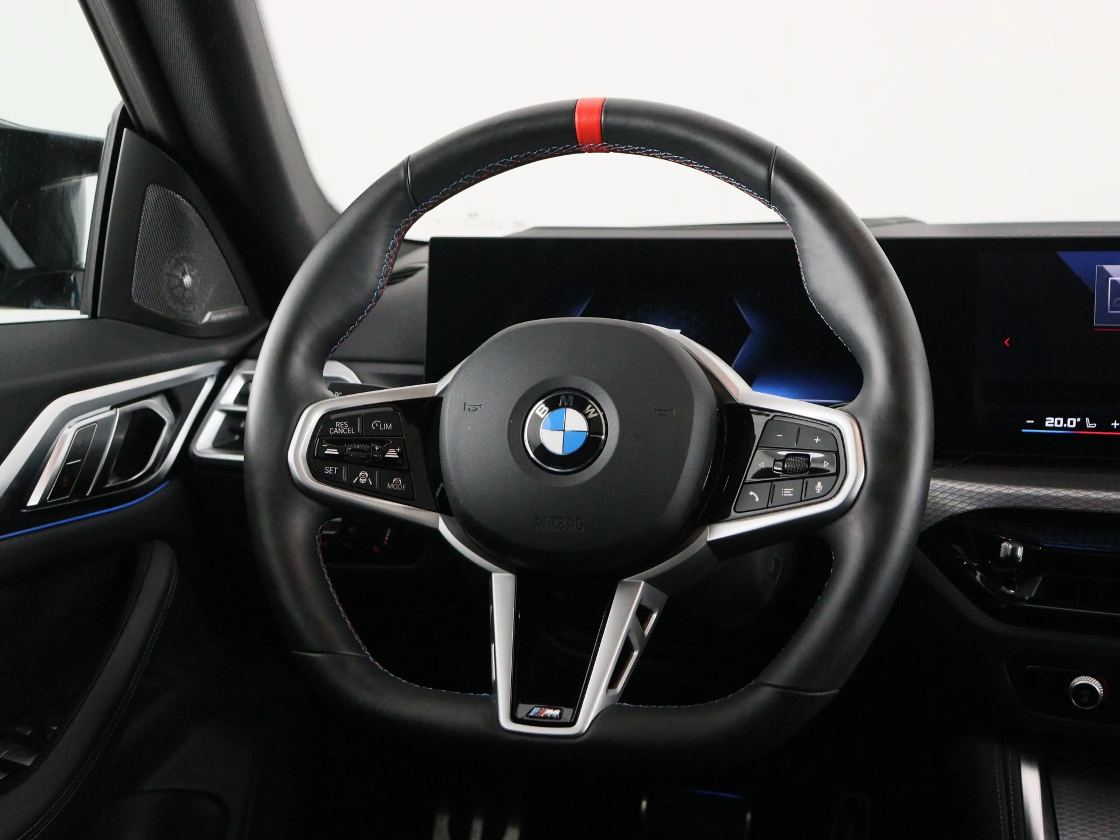 BMW i4 M60 84 kWh — photo 2