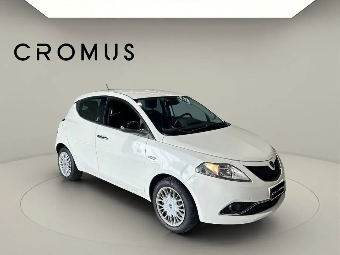 Lancia Ypsilon 1.2 Gold 69cv - 2