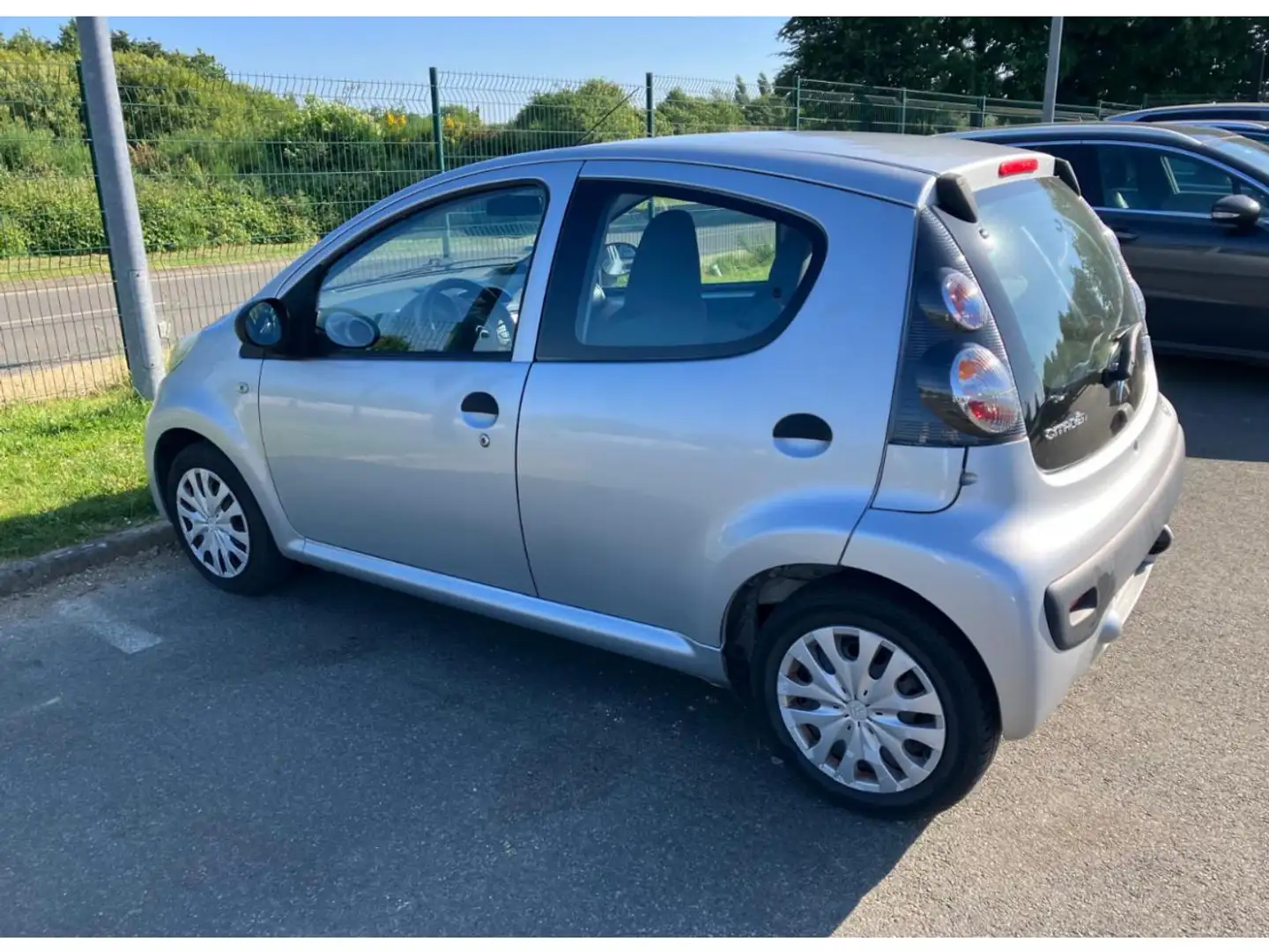 Citroen C1 1.0i  BERLINE Attraction PHASE 3 Gris - 2