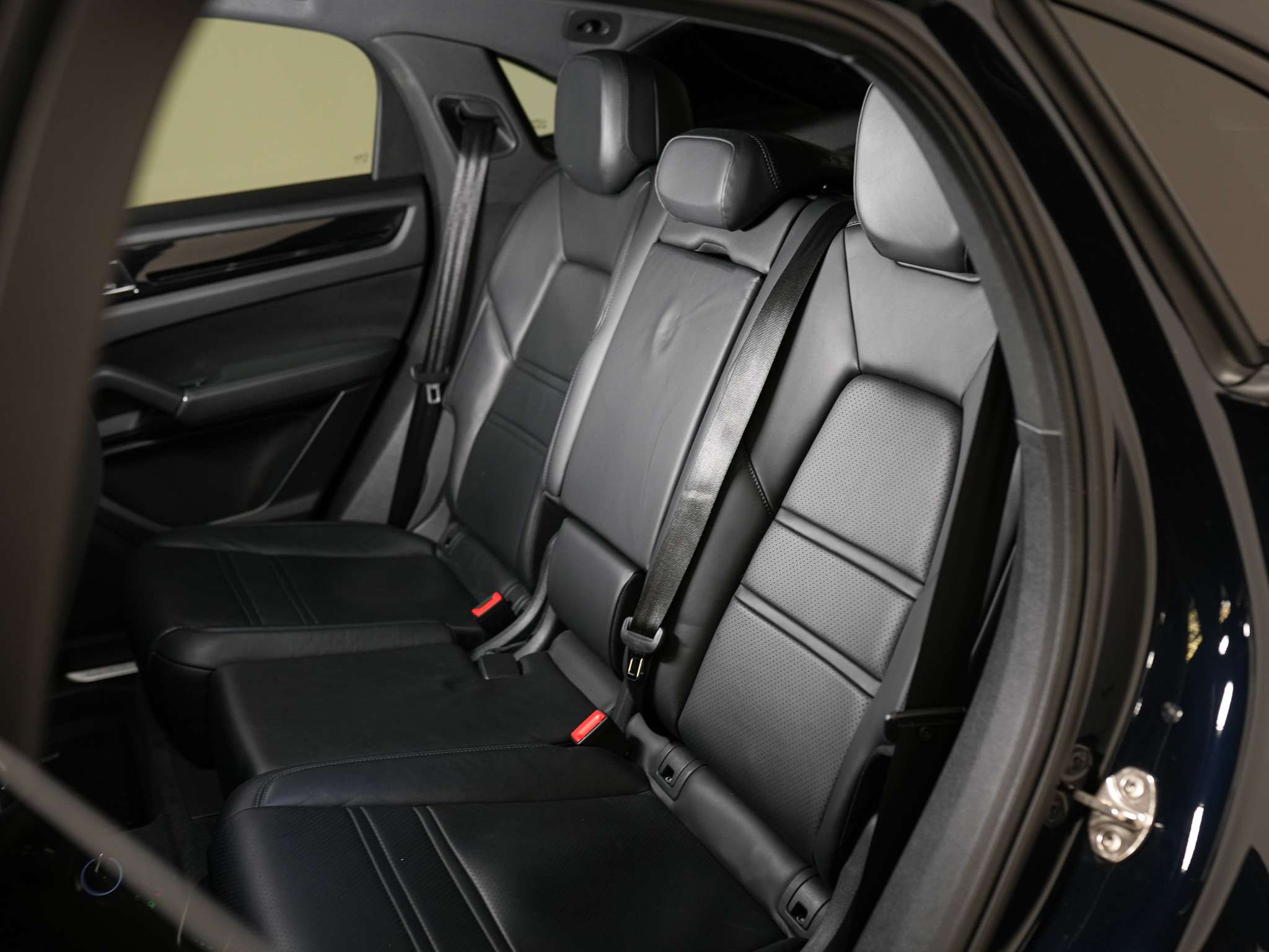 used 2021 Porsche Cayenne car, priced at $58,900