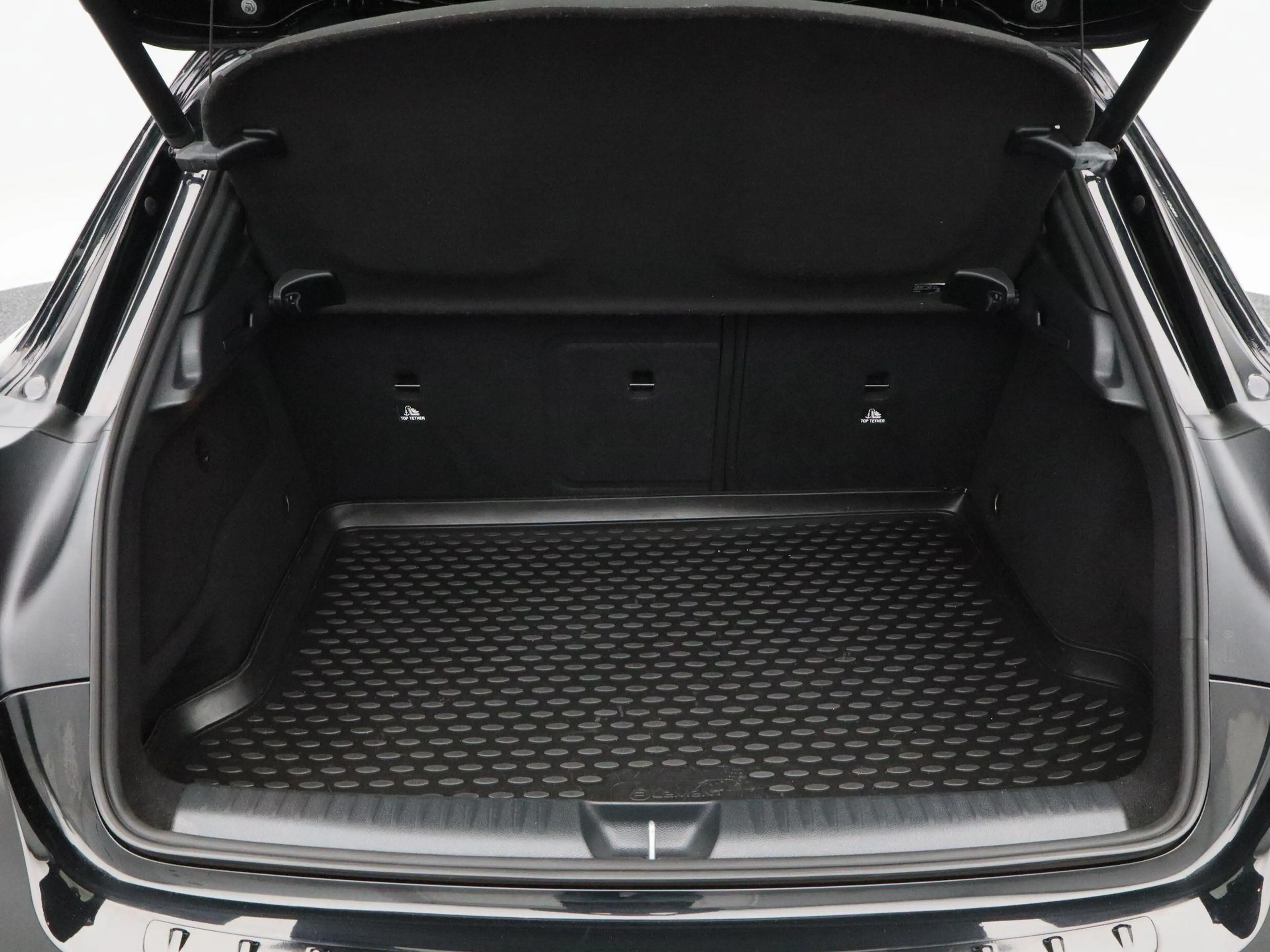 Mercedes-Benz GLA 250 4Matic 211 Pk Premium Plus | AMG Pakket | Stoelver — photo 15