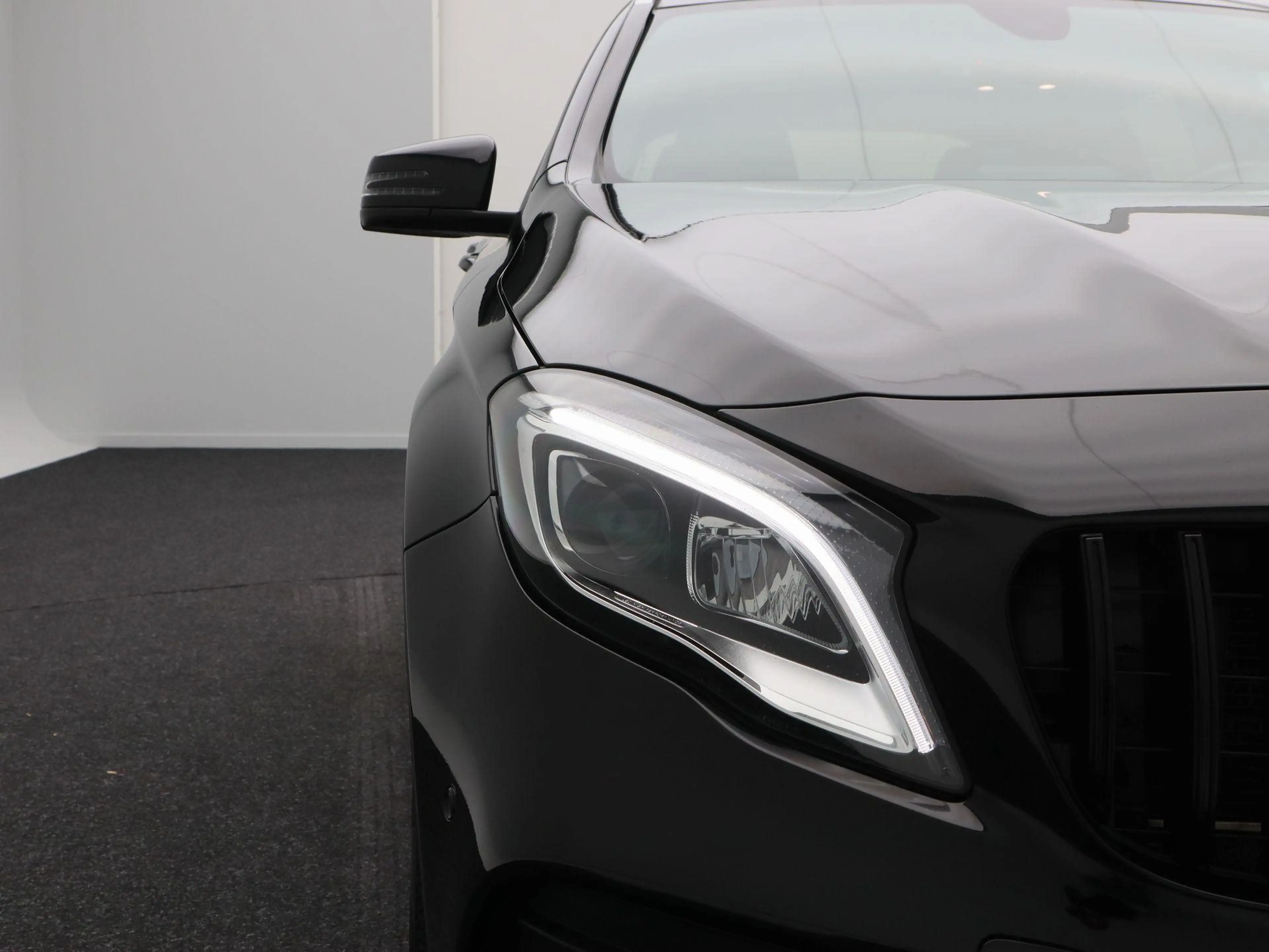 Mercedes-Benz GLA 250 4Matic 211 Pk Premium Plus | AMG Pakket | Stoelver — photo 10
