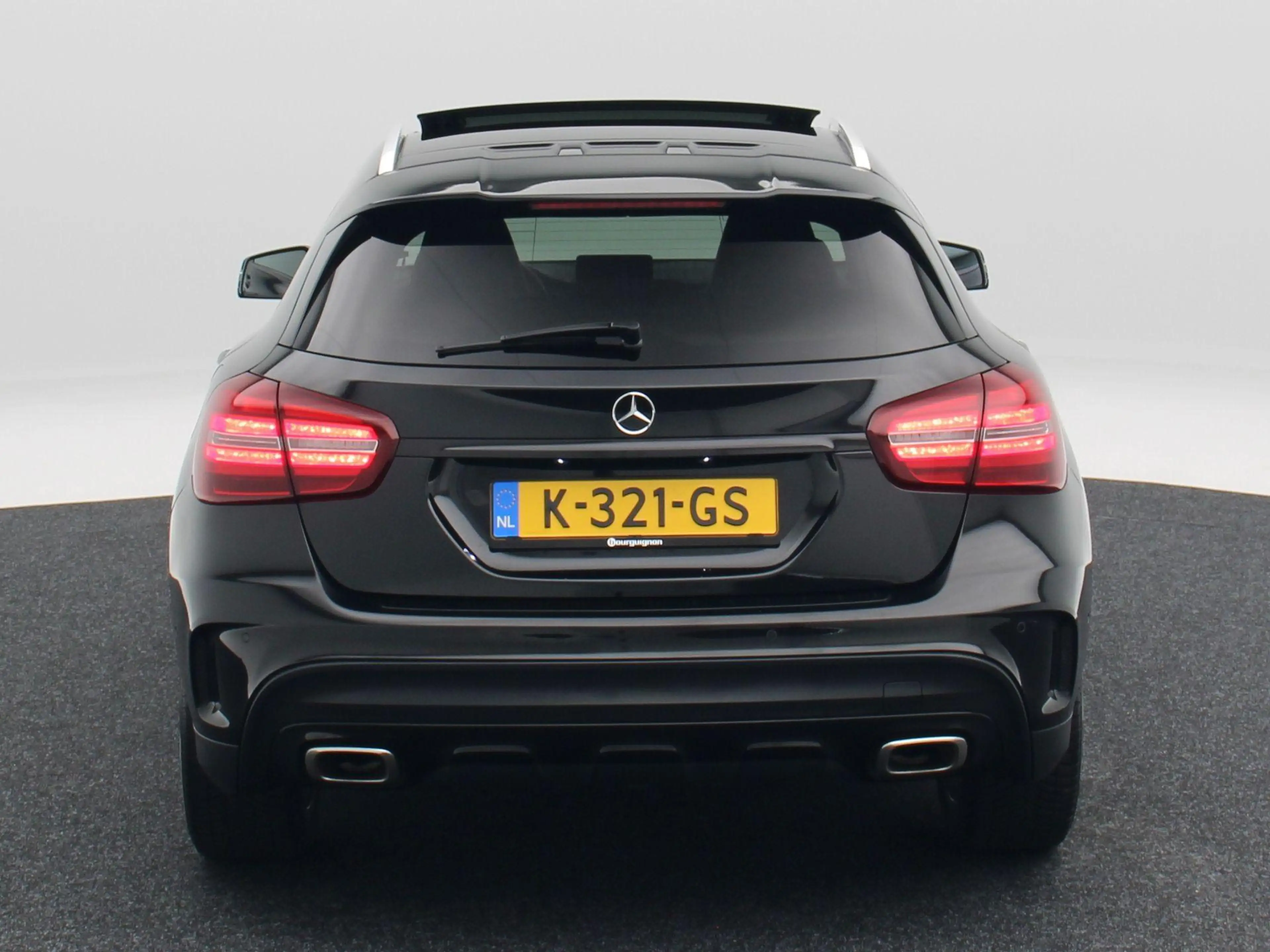 Mercedes-Benz GLA 250 4Matic 211 Pk Premium Plus | AMG Pakket | Stoelver — photo 6