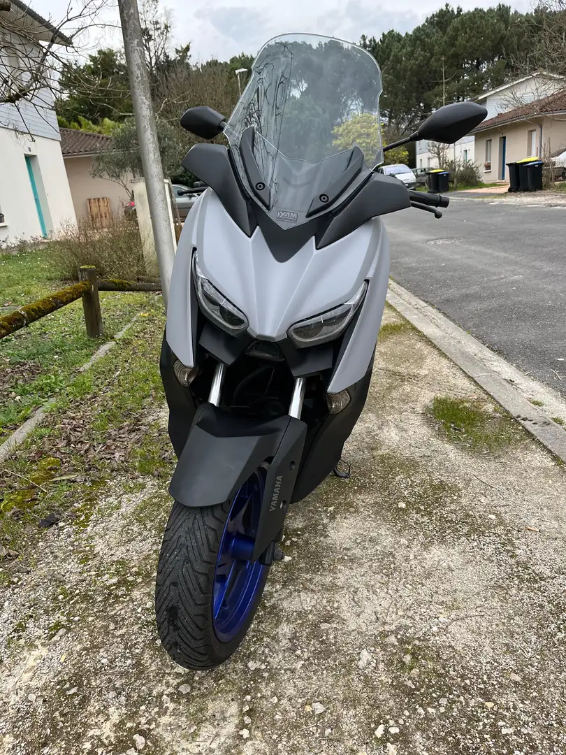 Yamaha X-Max 125 Gris - 1
