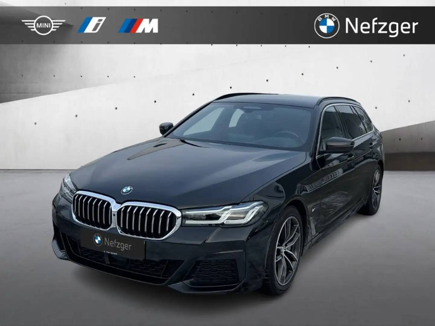 BMW 540 d xDrive Touring M Sport Soft-Close Head-Up Noir - 1