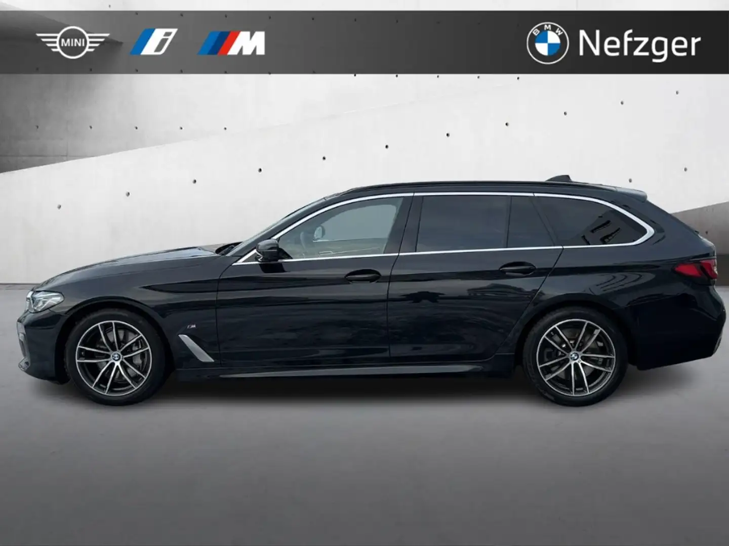 BMW 540 d xDrive Touring M Sport Soft-Close Head-Up Noir - 2