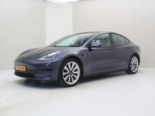 Tesla Model 3 Standard RWD Plus [ TREKHAAK+19'' LMV+AUTOPILOT+60