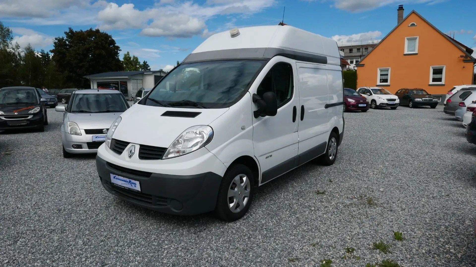 Renault Trafic Kasten L1H2 2,9t/NAVI/Regalsystem Weiß - 1