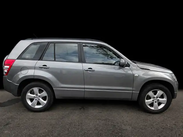 Suzuki Grand Vitara 2.0 Exclusive