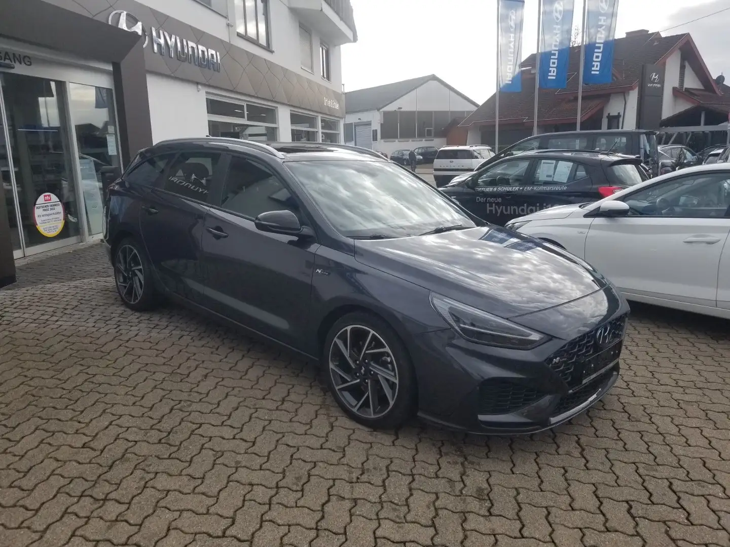 Hyundai i30 Kombi 1.5T-Gdi DCT N Line Vollausstattung Gris - 2