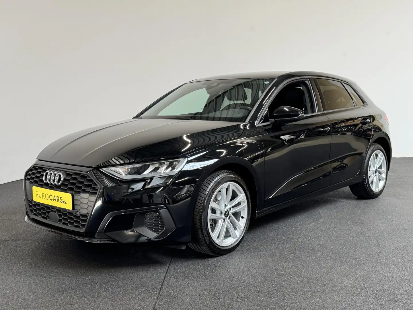 Audi A3 Sportback 1.4 TFSI e Advanced | DEMO ! | Navigatie Negro - 2
