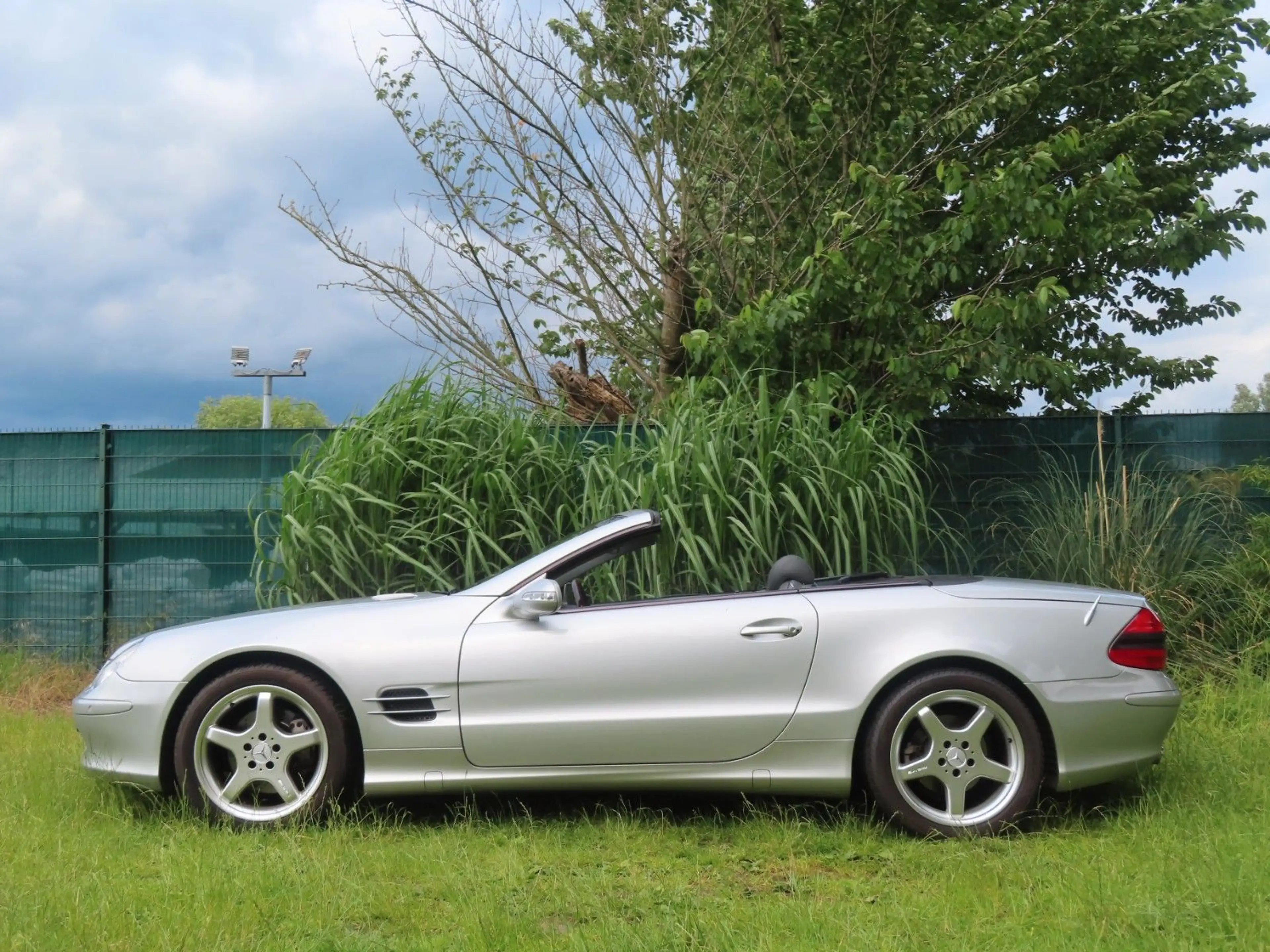 Mercedes-Benz SL 500 sehr sauberes Fahrzeug! Topzustand — photo 4