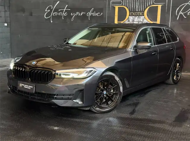 BMW 520 520d Touring mhev 48V Business auto