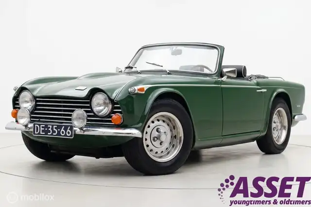 Triumph TR4 Soft Top