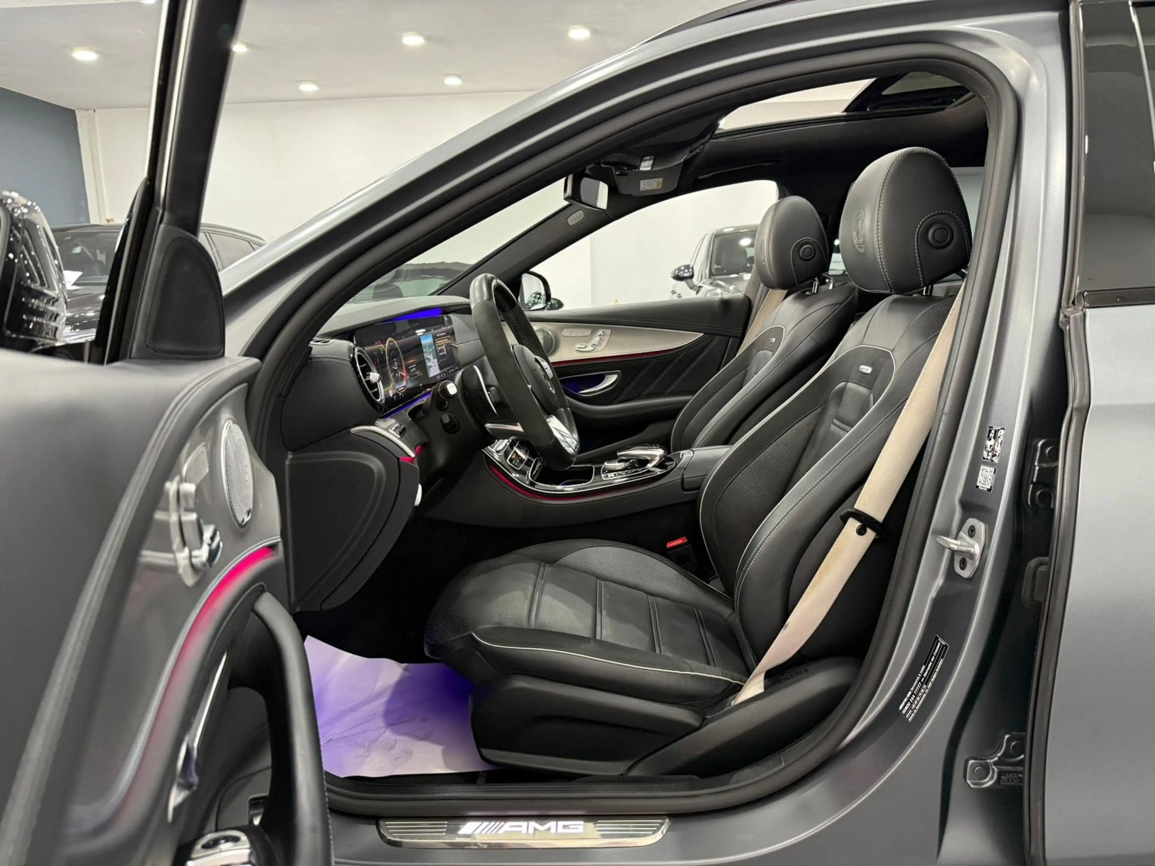 Mercedes-Benz E 63 AMG 4MaticS Utilitaire-Lichtevracht Ceramic FullOption — photo 13