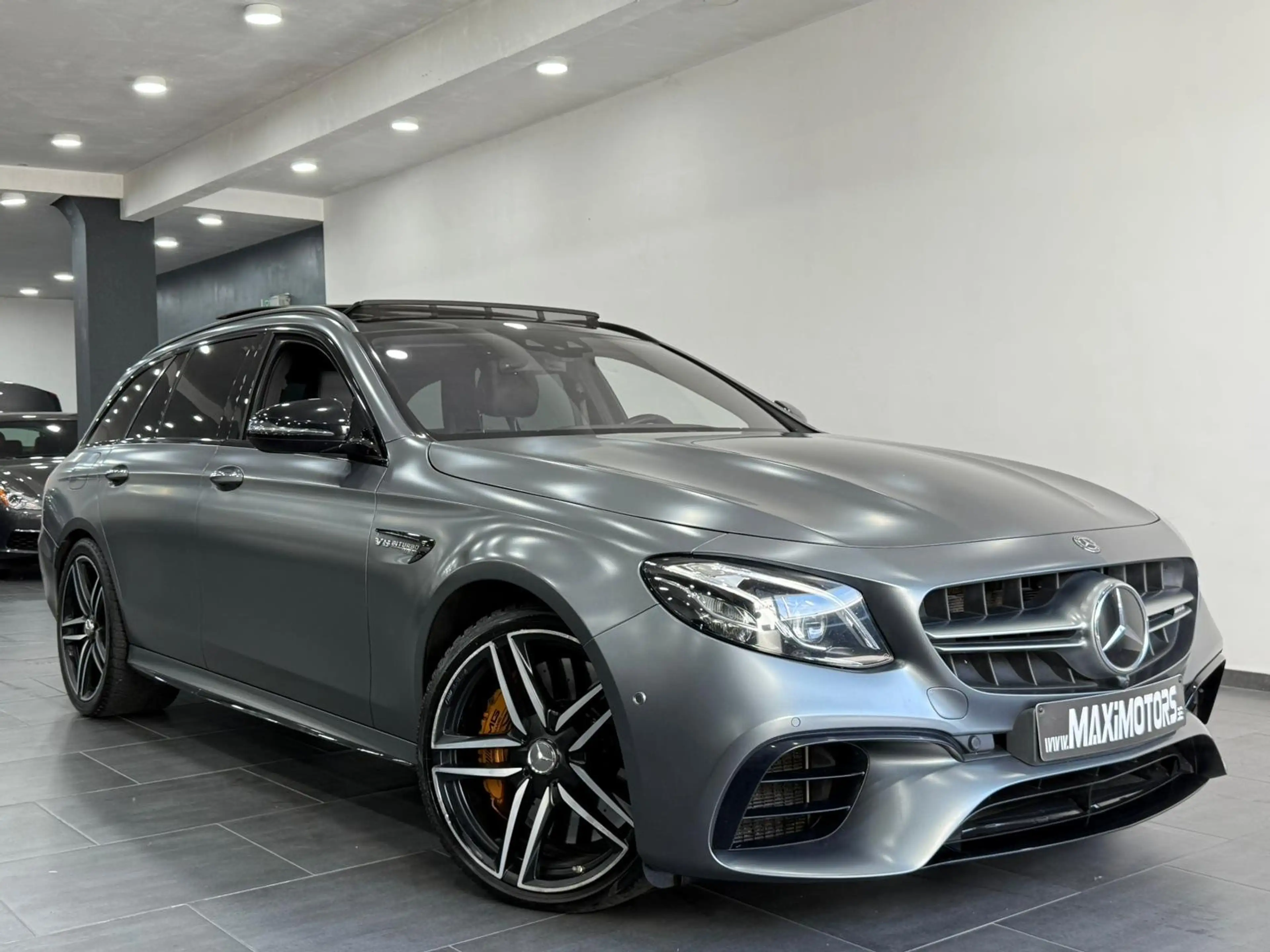 Mercedes-Benz E 63 AMG 4MaticS Utilitaire-Lichtevracht Ceramic FullOption — photo 4