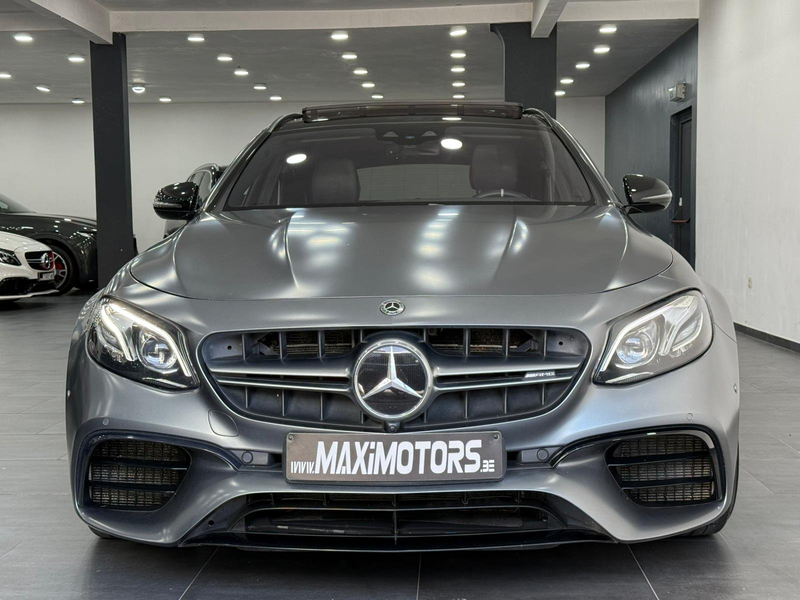 Mercedes-Benz E 63 AMG 4MaticS Utilitaire-Lichtevracht Ceramic FullOption — photo 2