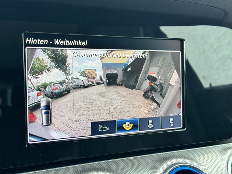 Mercedes-Benz E 220 d T Avantgarde AHK LED KAM Ambiente-Beleuc — photo 10