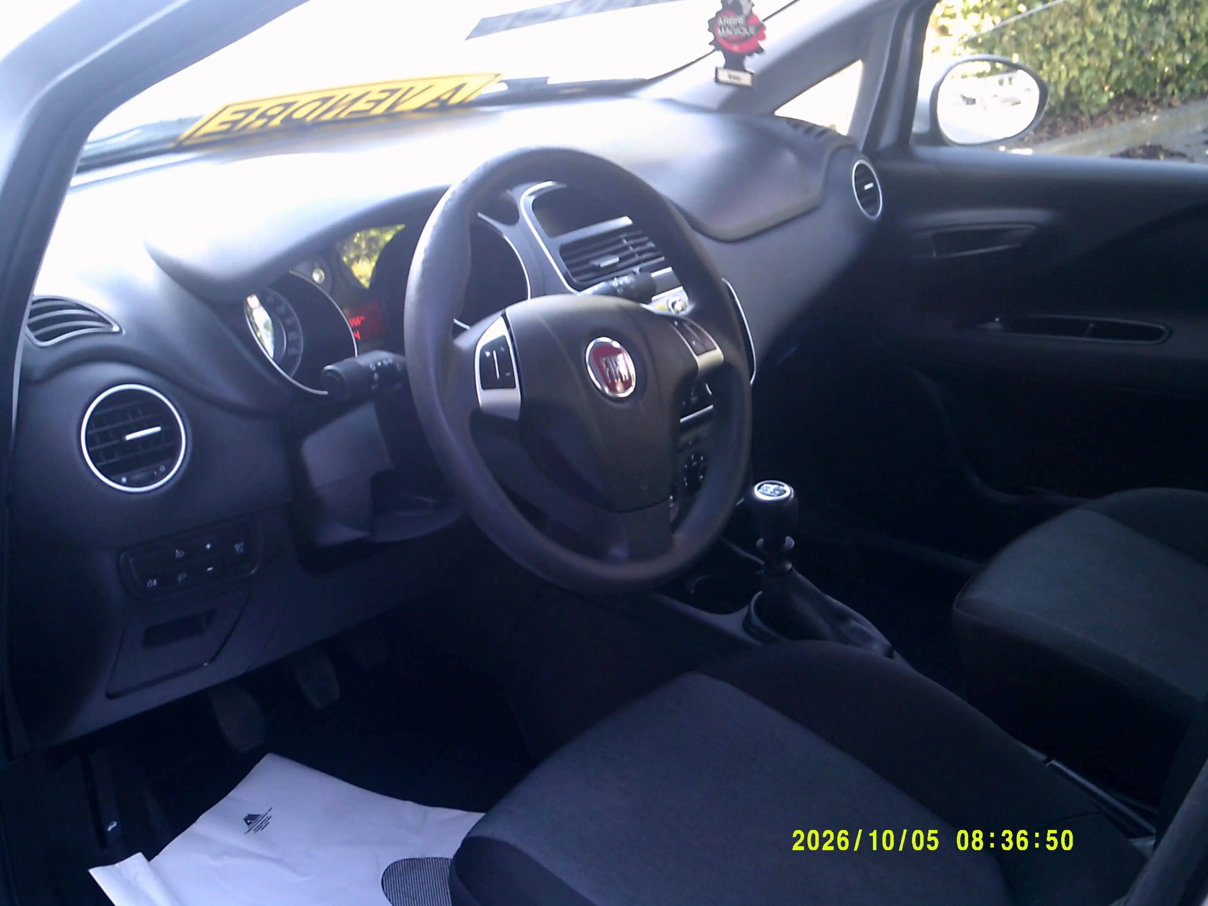 Fiat Punto Punto 1.2i Young — photo 8