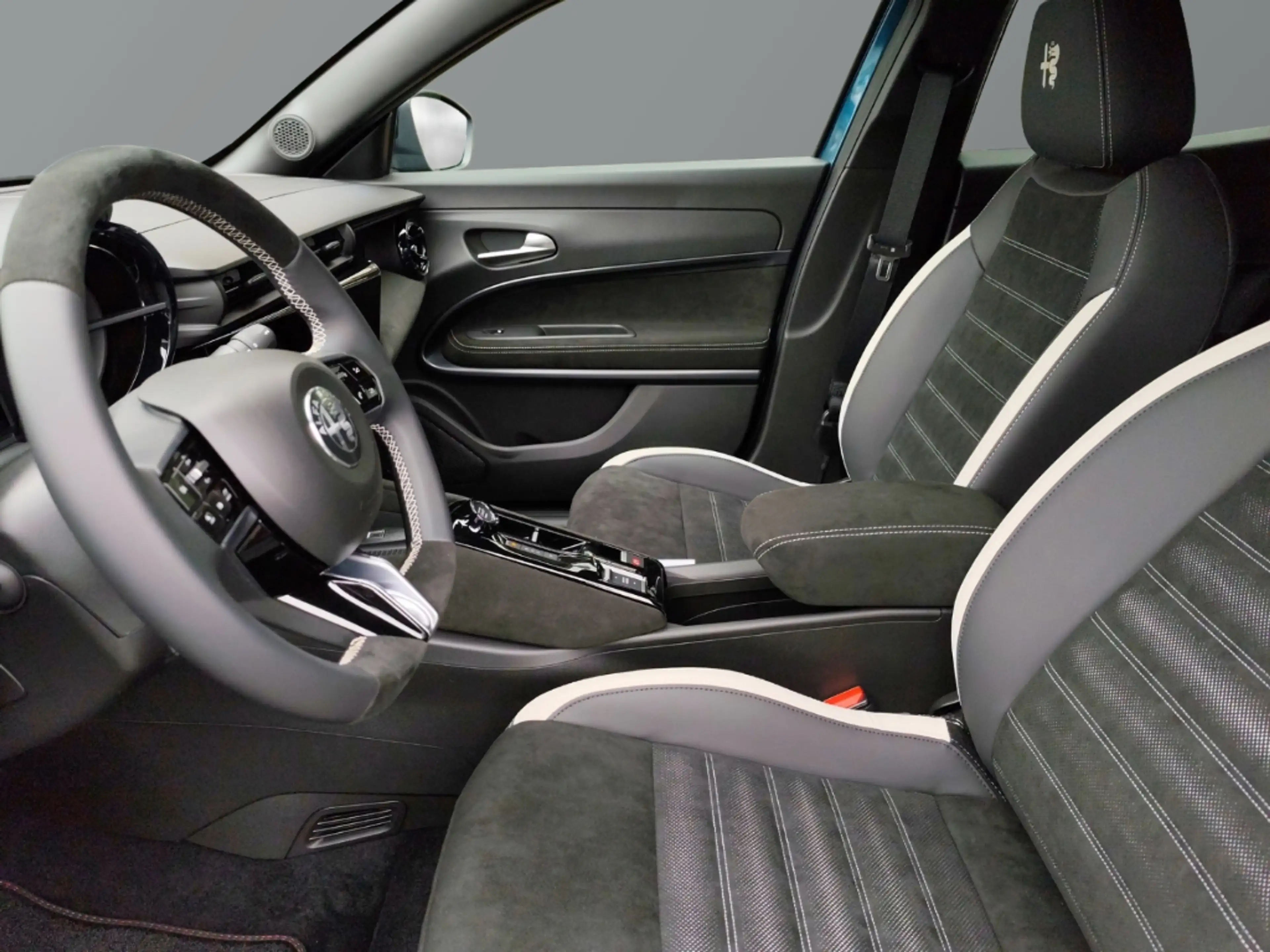 Alfa Romeo Junior Ibrida Sport Speciale 1.2 VGT Hybrid 145PS Navi — photo 10