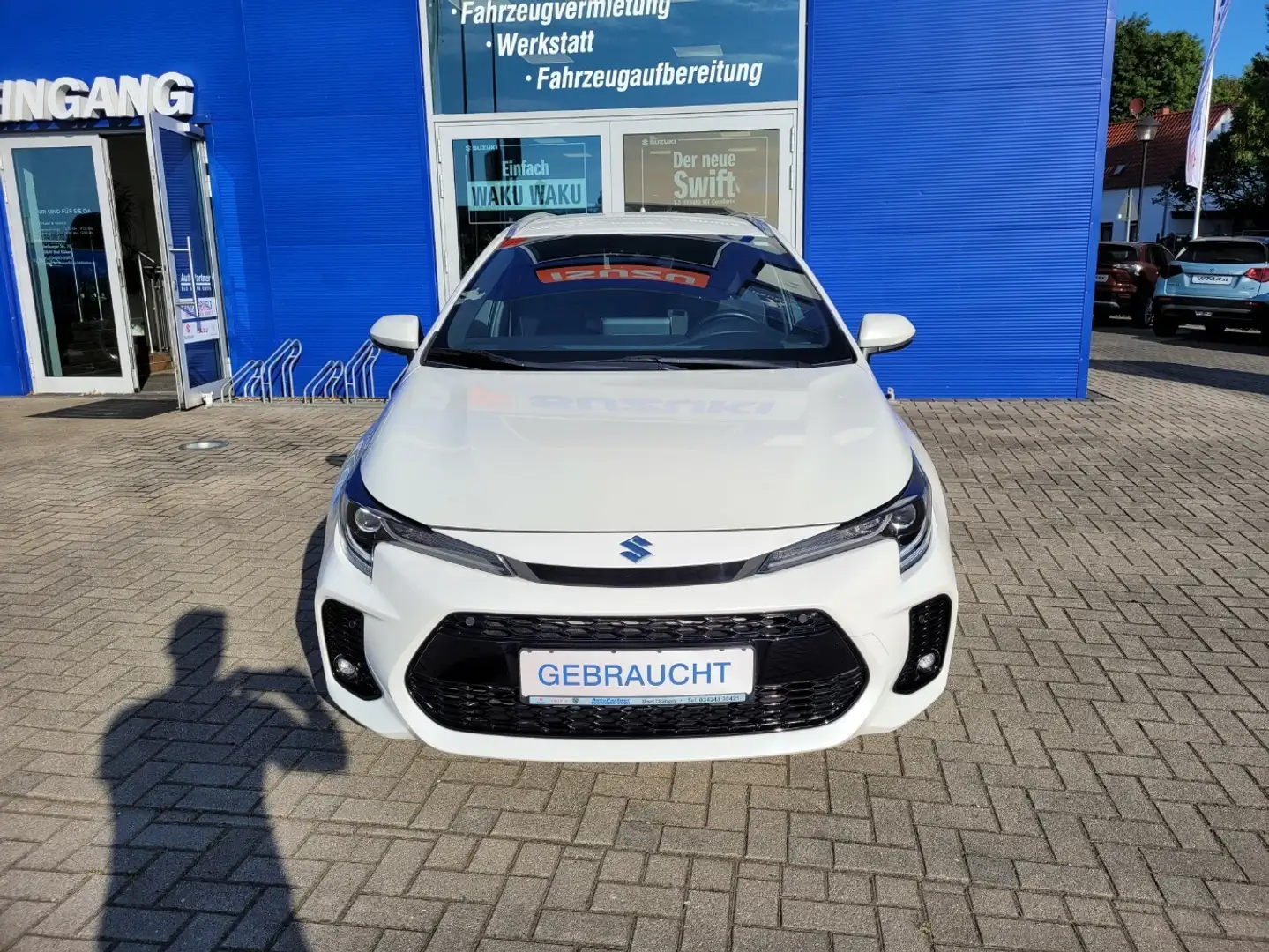 Suzuki Swace Comfort+ CVT Hybrid Weiß - 2